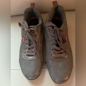 Levi's Men's Gray Drive Lo Synthetic Leather Casual Lace Up Sneakers Size 10.5